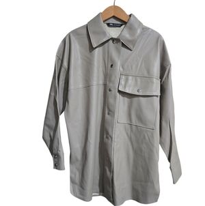 Zara Women's Size Medium Button Up Tan Top.